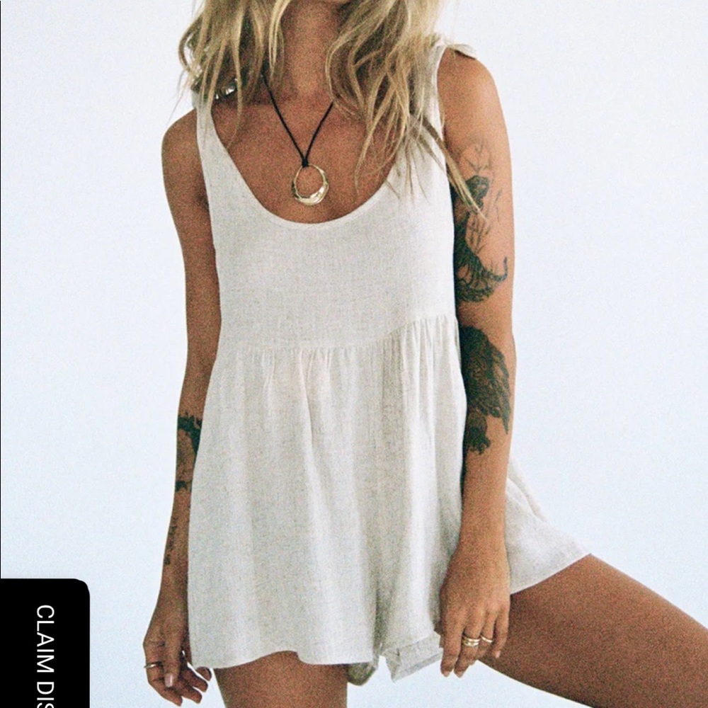 NWOT Princess Polly Tay Romper Beige Size 4